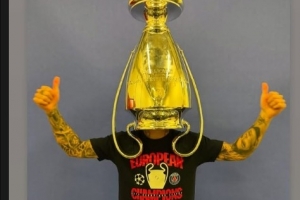 哥哥卢卡斯夺得欧冠，特奥社媒：祝贺你，我的兄弟