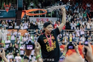 开云体育官网-率队战胜四川女篮夺冠！黄思静：球队的下一个目标是全运会冠军