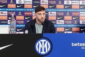 开云体育下载-奥古斯托：对阵巴萨不需要动员，他们火力凶猛但我们已做好准备